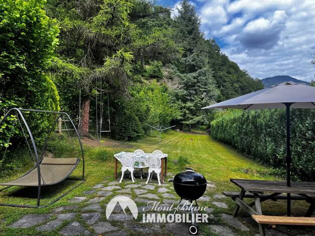 Maison à vendre 910 000 € 9 pièces 8 chambres 300 m² Ouest et Nord Passy 74190