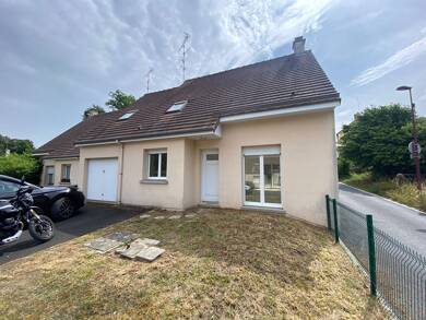 Maison à louer 1 100 € 7 pièces 5 chambres 108 m² 290 m² de terrain Saint Andre sur Orne 14320