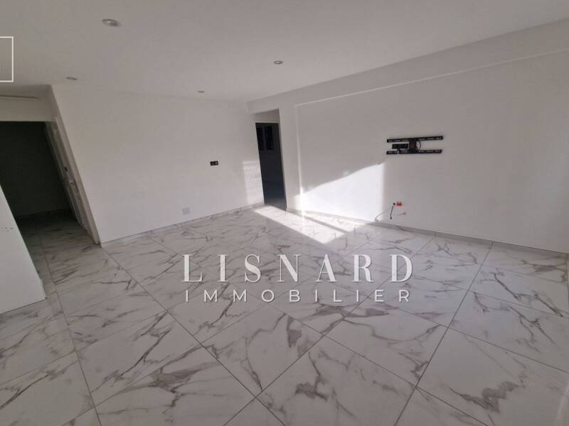 Maison à louer, 58m², VALLAURIS