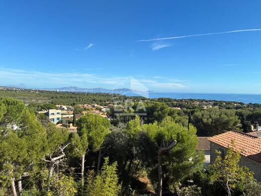 Maison à vendre 950 000 € 6 pièces 5 chambres 240 m² 1 100 m² de terrain Le Brulot-Valapoux Sausset-les-Pins 13960