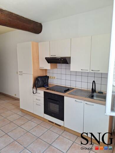 Appartement à louer 630 € 3 pièces 2 chambres 57 m² 2ème étage Les Cariatides Beaucaire 30300