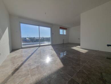 Appartement à vendre 155 000 € 3 pièces 2 chambres 75 m² RDC/1 Eparse Golbey 88190