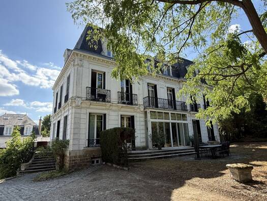 Duplex à vendre 264 000 € 3 pièces 2 chambres 47 m² Étage 2/2 Le Centre Andrésy 78570