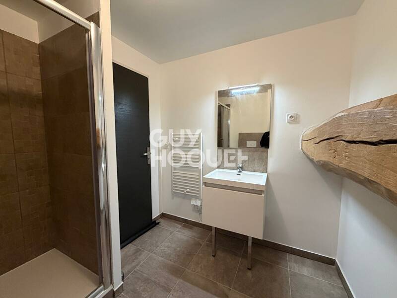 Maison à louer, 58m², COUBERT