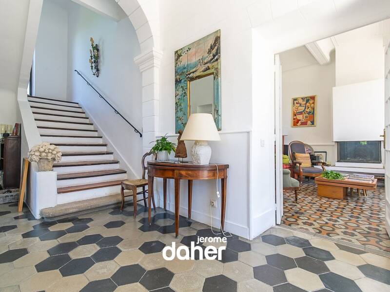 Maison à vendre, 420m², MARSEILLE 13E