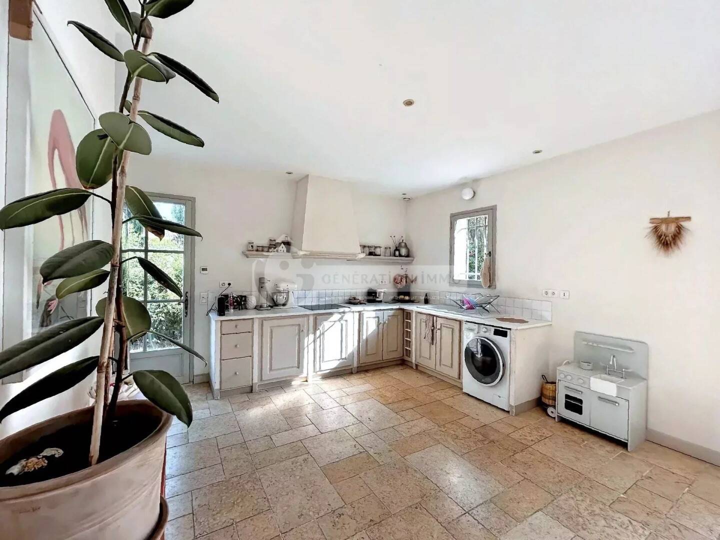 Maison à vendre, 140m², MAUSSANE LES ALPILLES