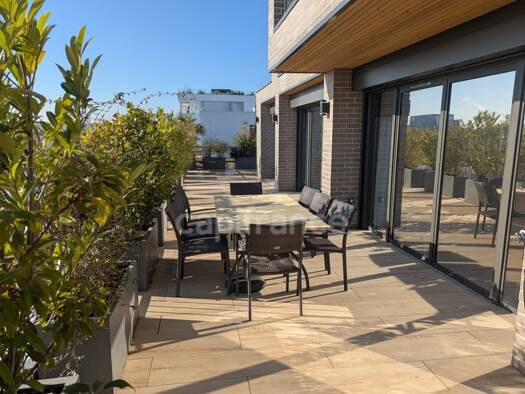 Duplex à vendre - Première occupation 1 330 000 € 6 pièces 4 chambres 150 m² Étage 7/7 Bord de Seine-Les Martinets Rueil-Malmaison 92500