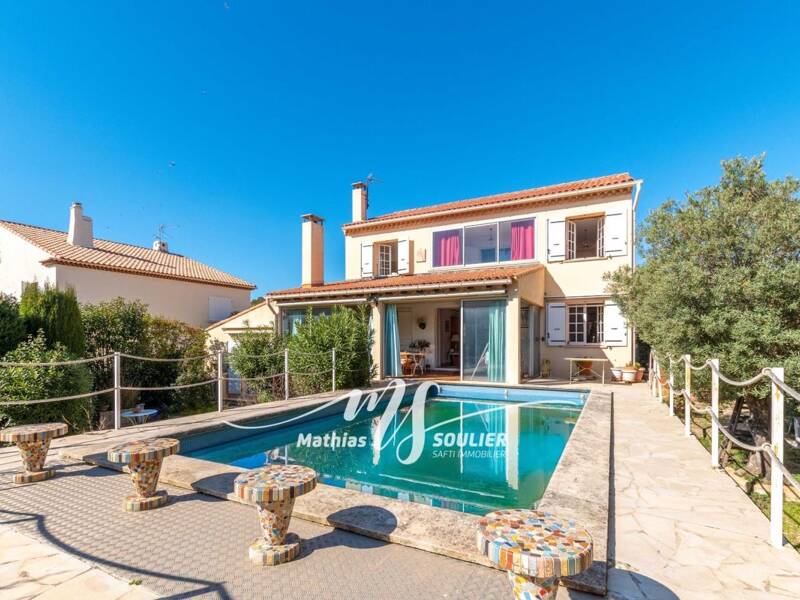 Maison à vendre, 180m², CARRY LE ROUET