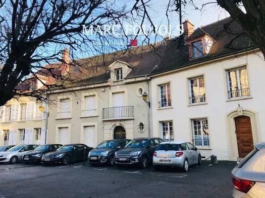 Appartement à louer 1 400 € 3 pièces 2 chambres 92,1 m² Étage 1/1 Centre Ville Senlis 60300