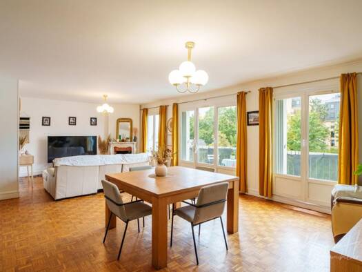 Appartement à vendre 174 900 € 5 pièces 3 chambres 108 m² Étage 5/5 Vanteaux-Puy Las Rodas Limoges 87000