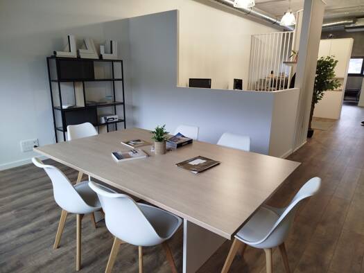 Local d'activités à louer 2 560 € 200 m² d'espace de stockage Poisy 74330