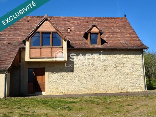 Maison à vendre 189 000 € 4 pièces 3 chambres 81 m² 3 865 m² de terrain Uzech 46310