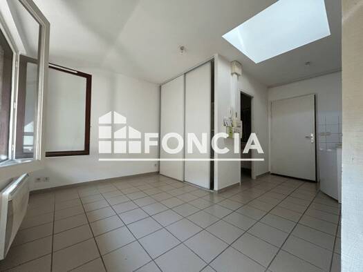 Appartement à louer 300 € 1 pièce 19,5 m² 2ème étage dès le 05/06/2026 Centre Ville Mont-de-Marsan 40000