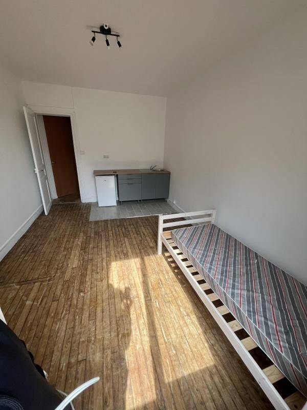 Maison à louer, 24m², IVRY SUR SEINE