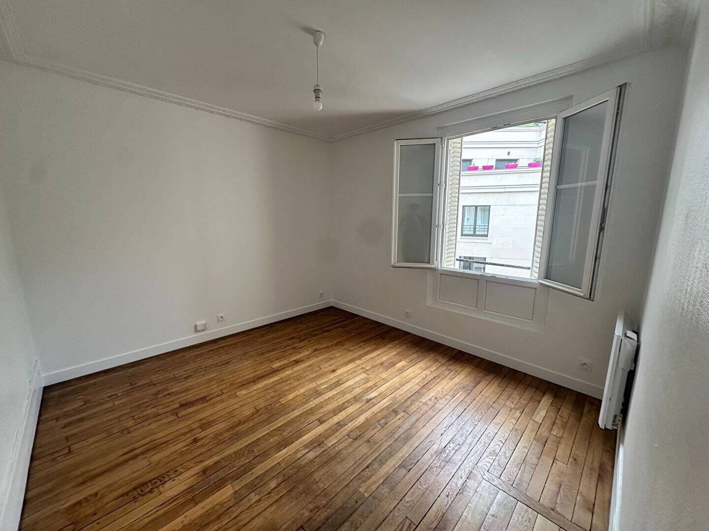 Maison à louer, 20m², LEVALLOIS PERRET