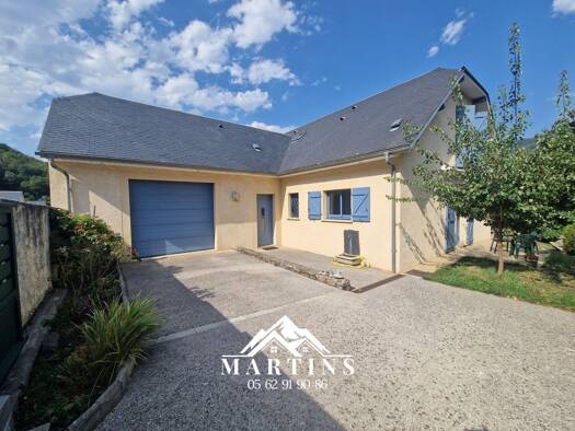 Maison à vendre 397 000 € 6 pièces 4 chambres 160 m² 700 m² de terrain Argelès-Gazost 65400