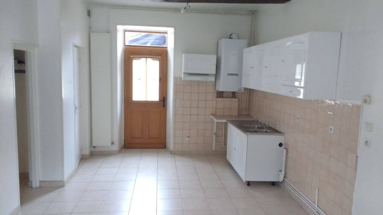Maison à louer, 75m², SAINT JEAN LES DEUX JUMEAUX