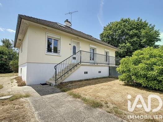 Pavillon à vendre 163 000 € 5 pièces 4 chambres 119 m² 1 290 m² de terrain Connantre 51230