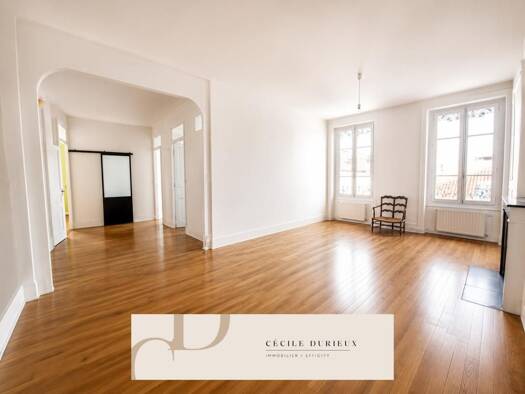 Appartement à vendre 475 000 € 4 pièces 3 chambres 110 m² Étage 3/4 La Villette Lyon 3ème arrondissement 69003