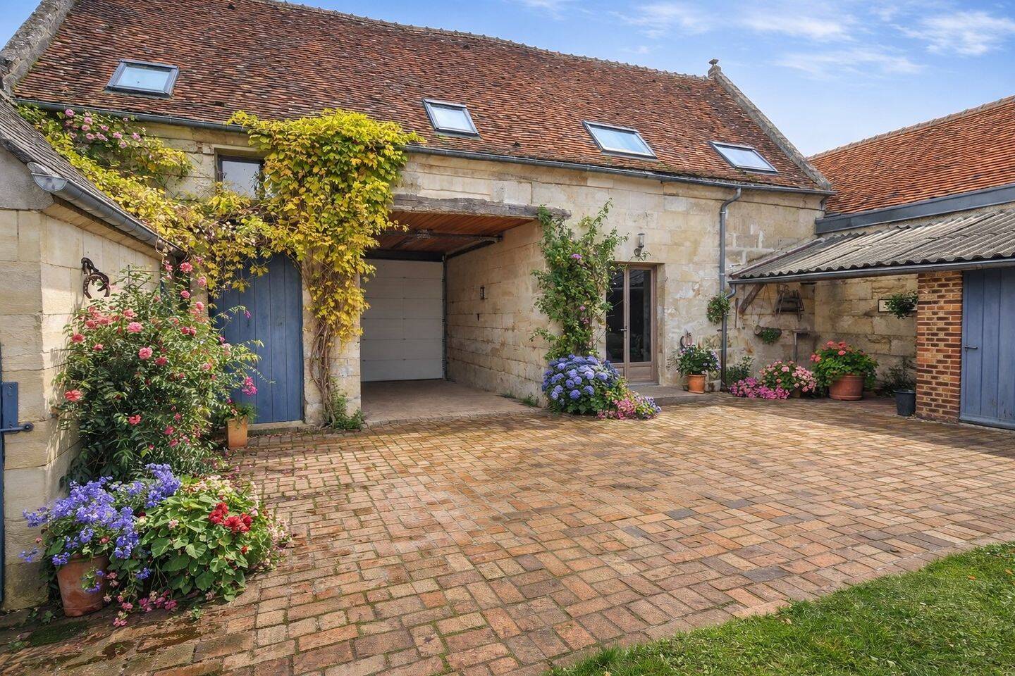 Maison à vendre, 243m², RESSONS SUR MATZ