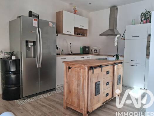 Maison de ville à vendre 229 900 € 5 pièces 4 chambres 175 m² 323 m² de terrain Nord Ouest et Sud Fismes 51170