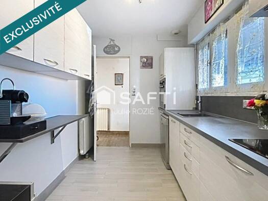 Maison de plain-pied à vendre 250 000 € 5 pièces 4 chambres 97 m² 379 m² de terrain Ludon-Médoc 33290