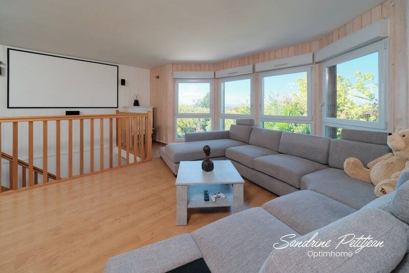 Maison à vendre, 216m², SAINT JEAN DE THURIGNEUX