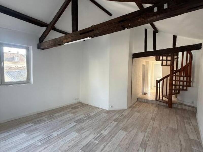 Maison à louer, 71m², COMPIEGNE