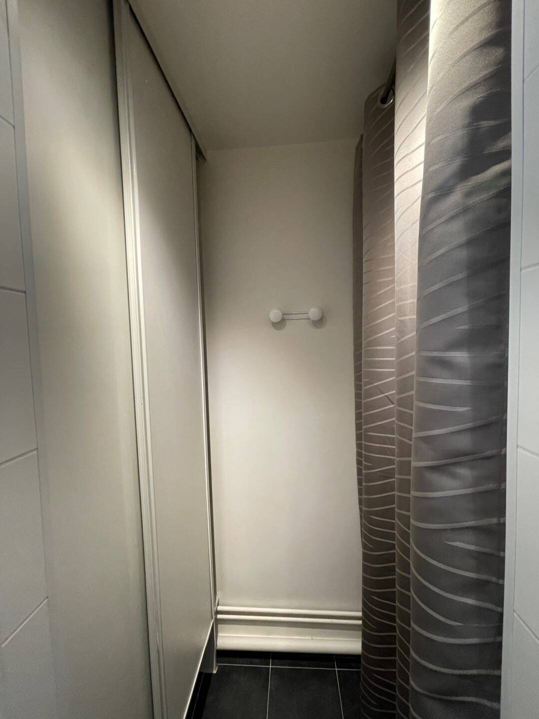 Maison à louer, 19m², COURBEVOIE