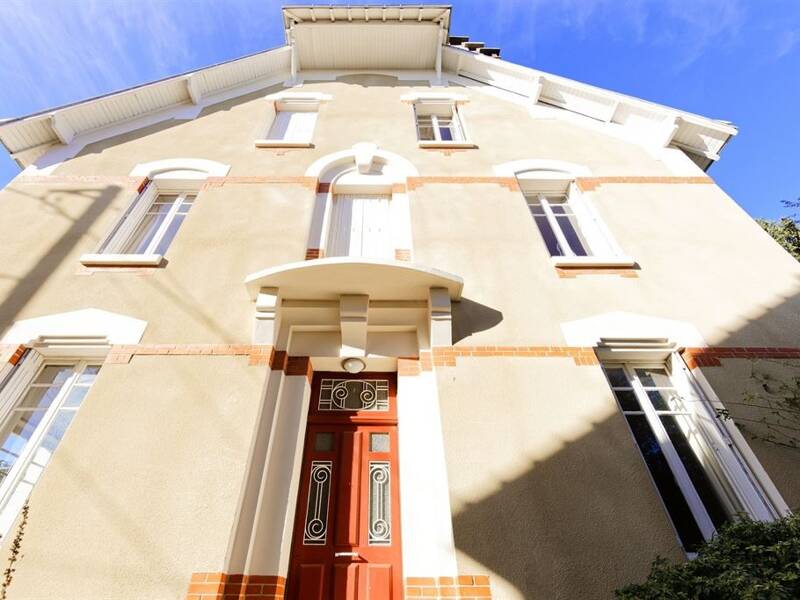 Maison à vendre, 278m², SAINT JEAN DE BRAYE