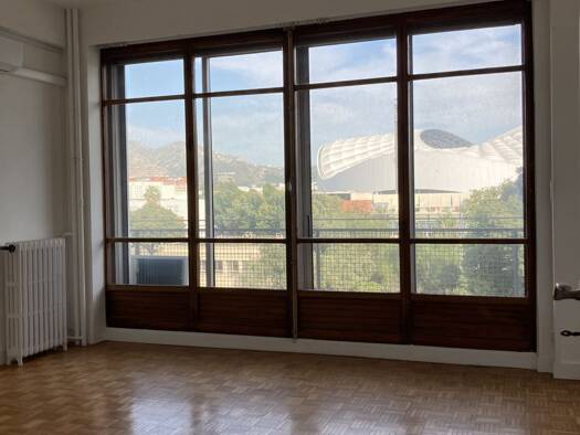 Appartement à louer 2 275 € 6 pièces 4 chambres 159 m² Étage 4/7 Marseille 8ème arrondissement 13008