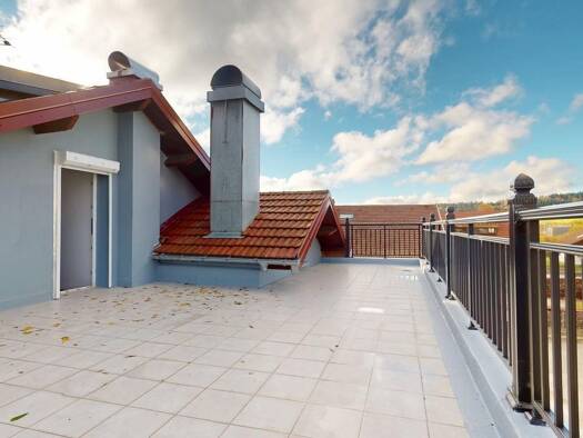 Duplex à louer 1 270 € 4 pièces 3 chambres 79,2 m² Étage 2/2 Houtaud 25300