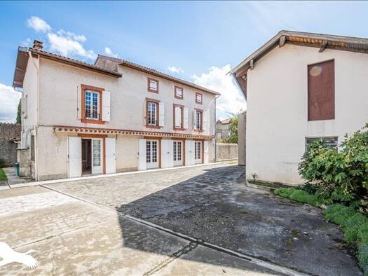 Maison à vendre 181 000 € 7 pièces 3 chambres 146 m² 647 m² de terrain Labarthe Riviere 31800