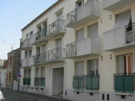 Appartement à louer 518 € 2 pièces 1 chambre 24,9 m² 3ème étage Febvotte-Marat Tours 37000