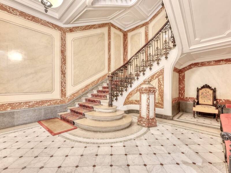 Maison à louer, 114m², PARIS 8E