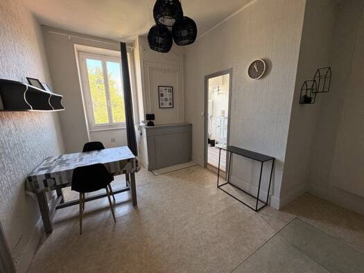 Appartement à louer 450 € 1 pièce 28 m² Étage 1/1 Nogaro 32110