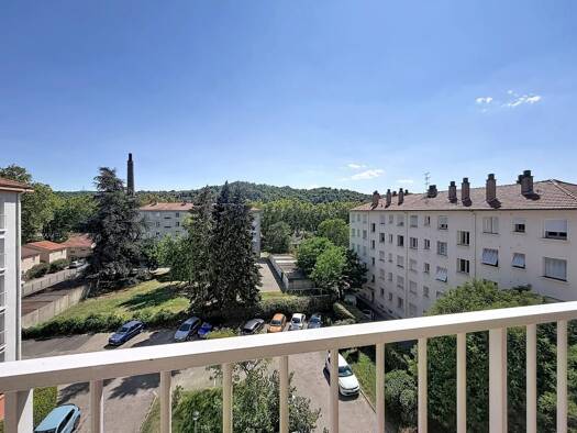 Appartement à vendre 139 900 € 4 pièces 3 chambres 73 m² 4ème étage Canal Givors 69700