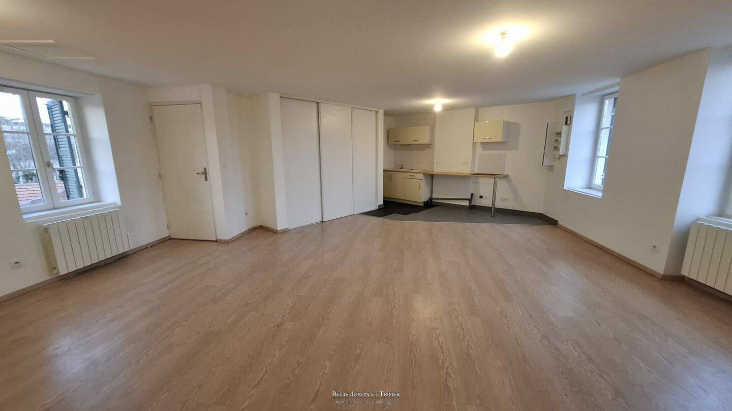Maison à louer, 74m², TASSIN LA DEMI LUNE