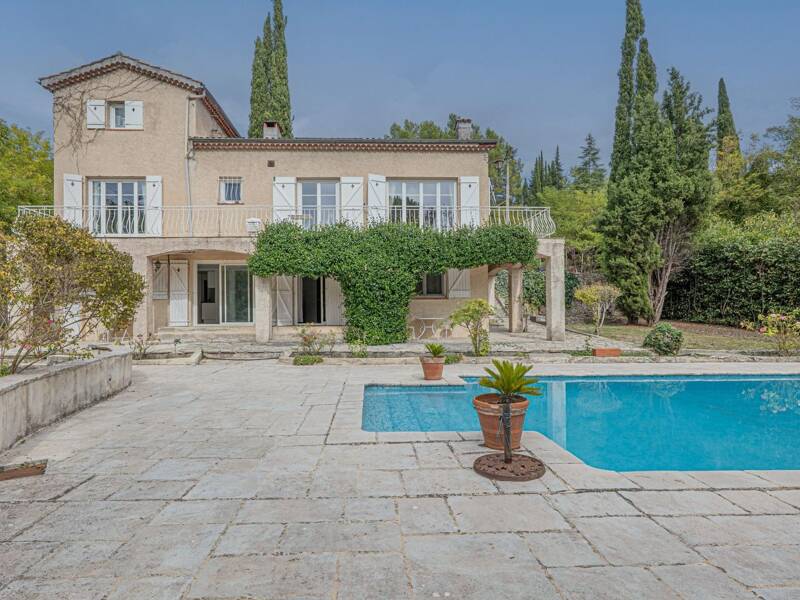 Maison à vendre, 241m², TOURRETTES SUR LOUP