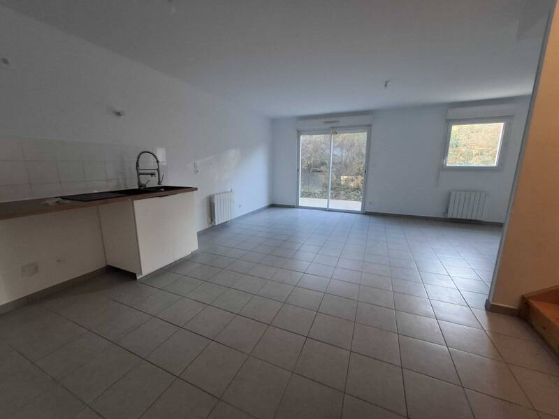 Maison à louer, 90m², SOUCIEU EN JARREST