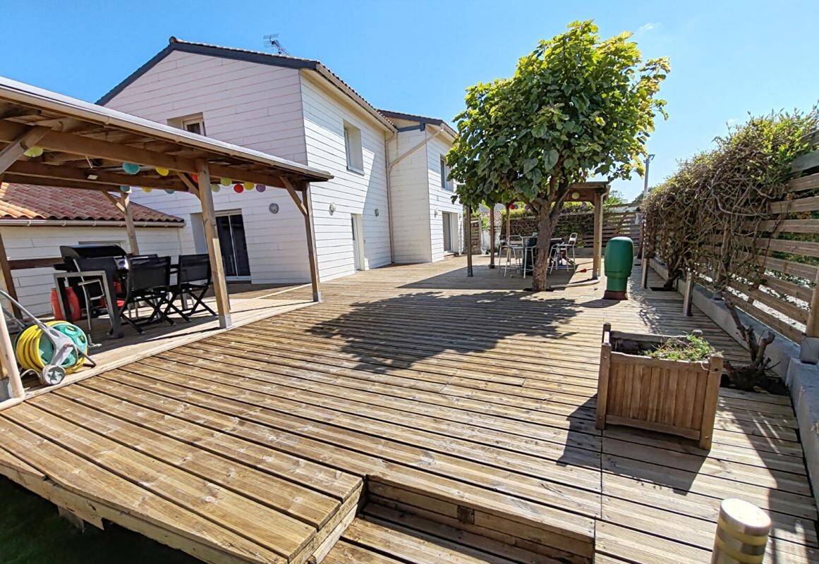 Maison à vendre, 184m², NUAILLE D'AUNIS