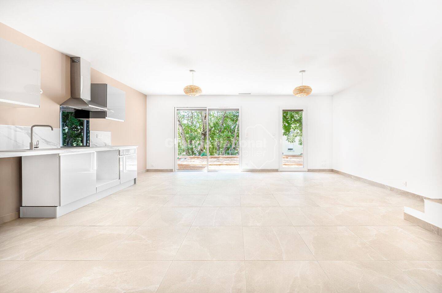 Maison à vendre, 84m², VINON SUR VERDON