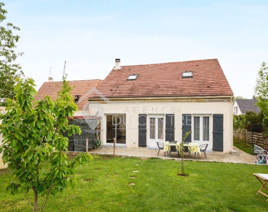 Maison à vendre, 138m², LIVERDY EN BRIE