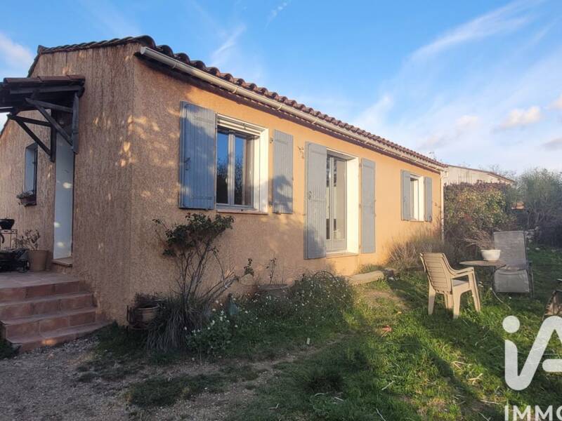 Maison à vendre, 70m², MONTMEYAN