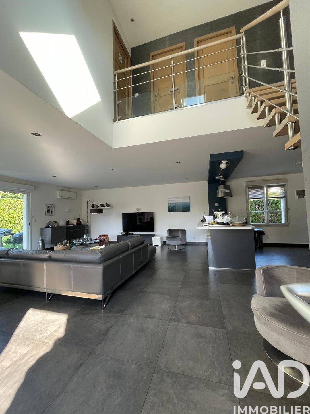 Maison à vendre, 174m², CHAILLY EN BIERE