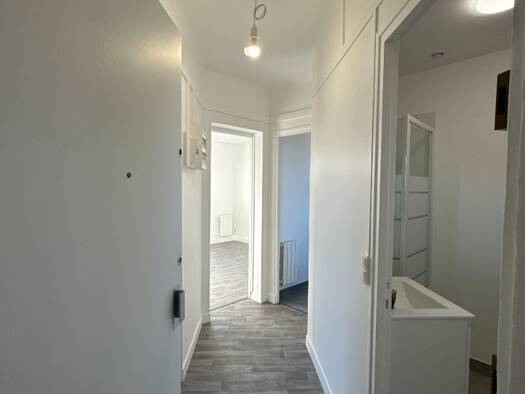 Appartement à louer 925 € 3 pièces 2 chambres 45 m² Étage 2/2 Nord Vaires-sur-Marne 77360