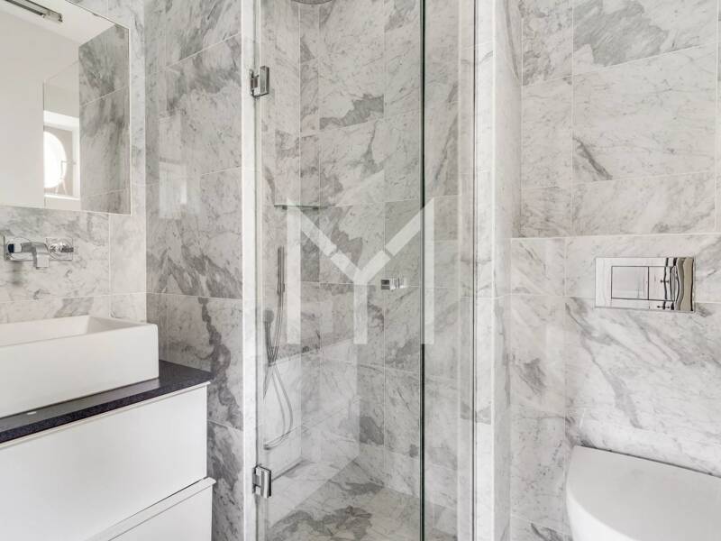 Maison à louer, 244m², PARIS 16E