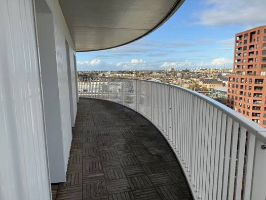 Appartement à vendre 263 500 € 3 pièces 2 chambres 64 m² Étage 13/17 Gare Sud Nantes 44000