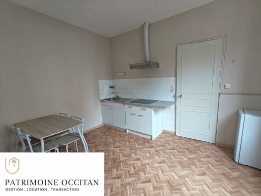 Appartement à louer - logement étudiant 350 € 1 pièce 26,8 m² RDC/2 Revel 31250