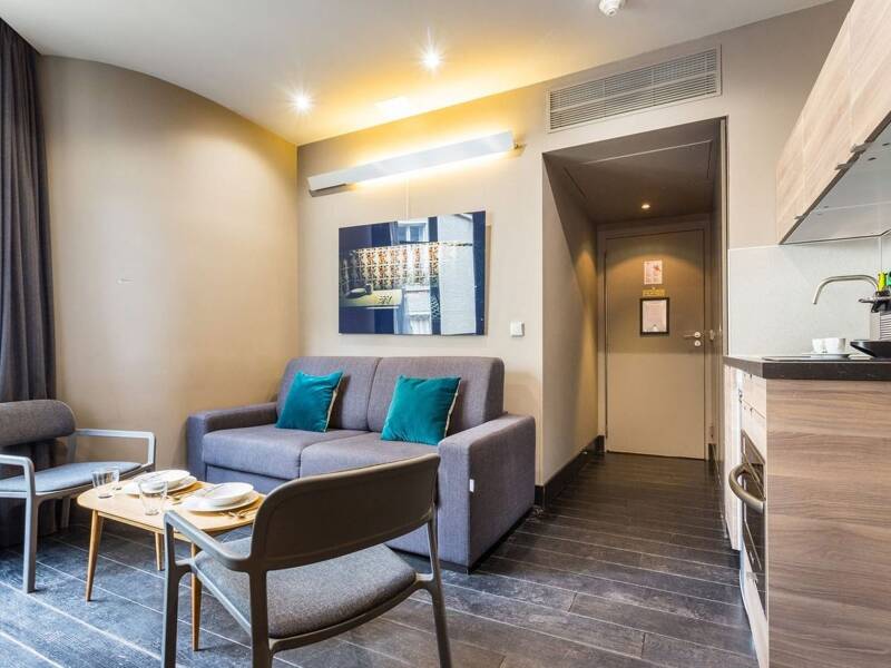 Maison à louer, 34m², PARIS 16E